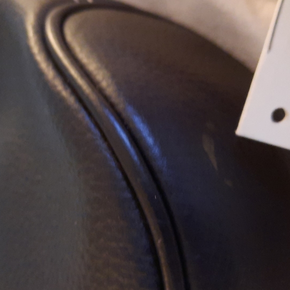 Dooney and Burke small hobo purse great condition , tags in pockets leather - Picture 6 of 12